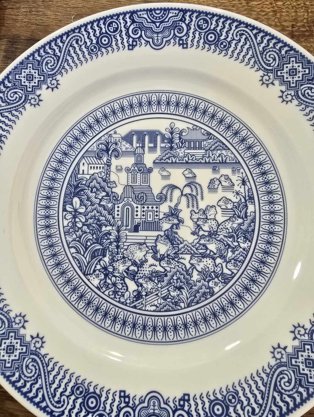 Calamityware Plate #9 Don Moyer 10” Blue White Frog Invasion 2016 PolandCollec